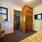 Mirador Del Valle Bed & Breakfast 住宿加早餐酒店 埃里斯特