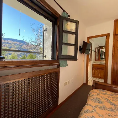 Panzió Mirador Del Valle Bed & Breakfast 3*